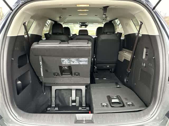 Thumbnail: 2025 Kia Carnival - 27