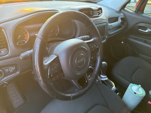 Thumbnail: 2017 Jeep Renegade - 5