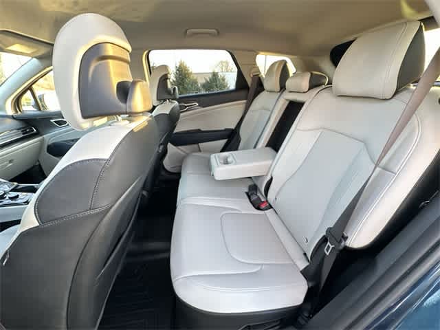 Thumbnail: 2023 Kia Sportage - 20