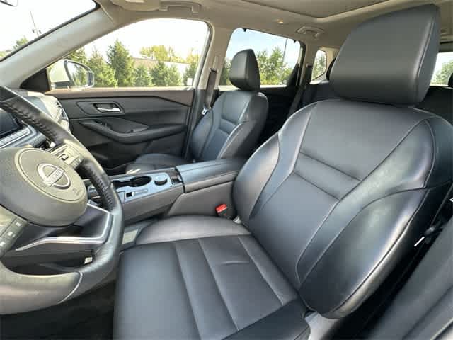 Thumbnail: 2022 Nissan Rogue - 15