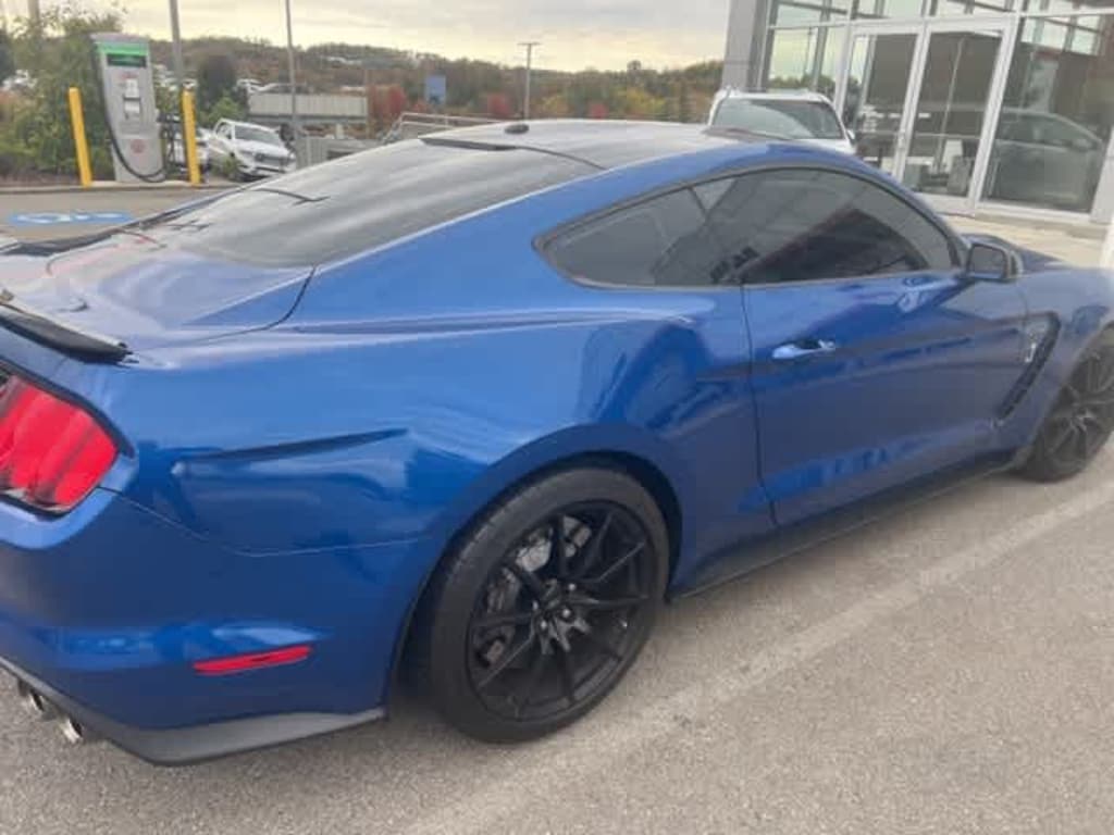 Used 2017 Ford Shelby GT350  Coupe