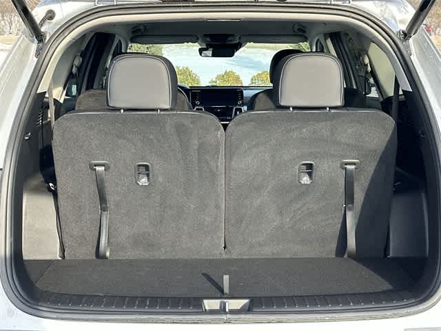 Thumbnail: 2023 Kia Sorento - 27