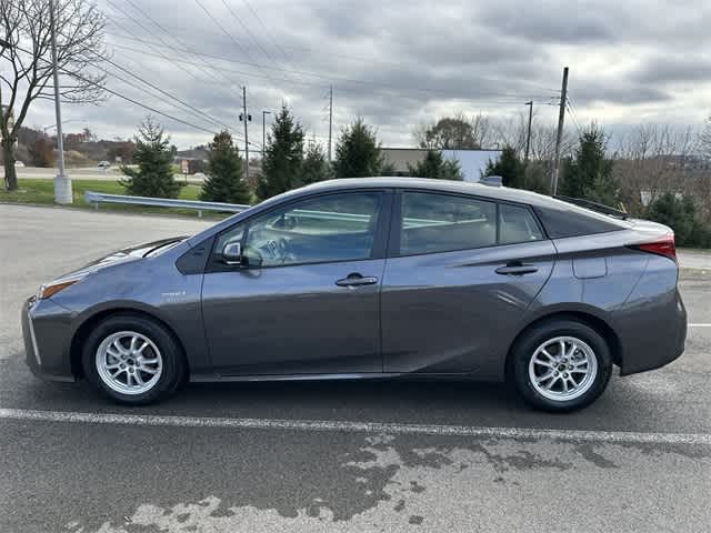 Thumbnail: 2022 Toyota Prius - 2