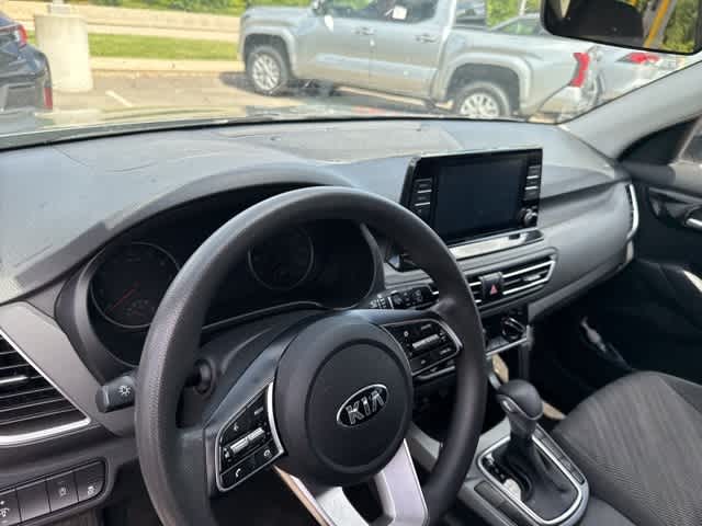 Thumbnail: 2021 Kia Seltos - 7