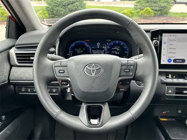 2025 Toyota Camry XLE 8