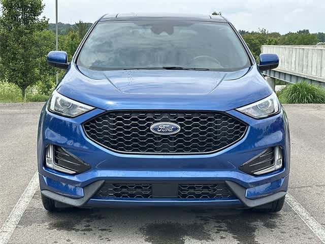 2022 Ford Edge  21