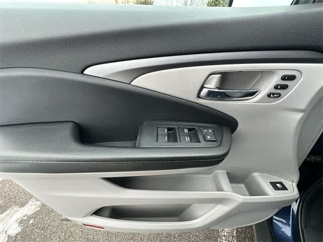 Thumbnail: 2022 Honda Ridgeline - 18