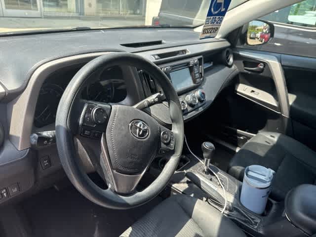 Thumbnail: 2017 Toyota RAV4 - 6