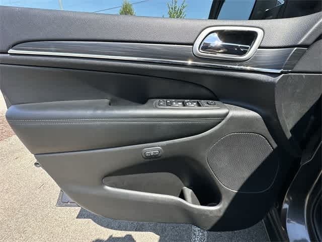 Thumbnail: 2019 Jeep Grand Cherokee - 20