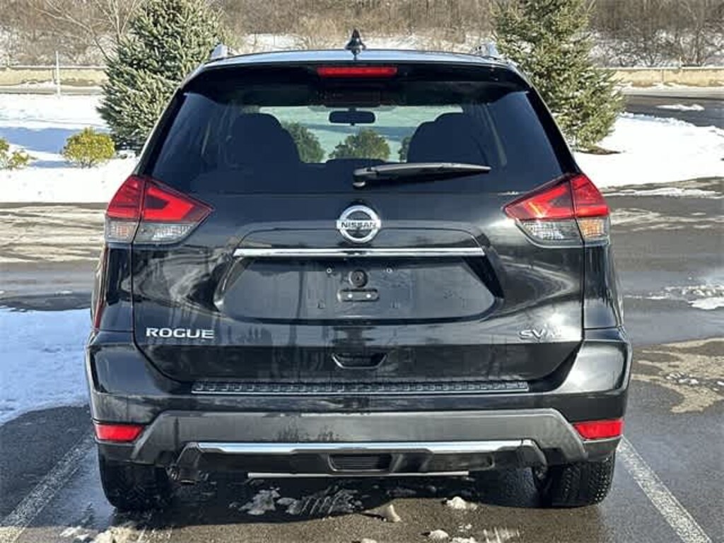 Used 2017 Nissan Rogue SV SUV