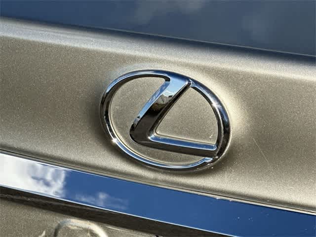 Thumbnail: 2017 Lexus ES - 29