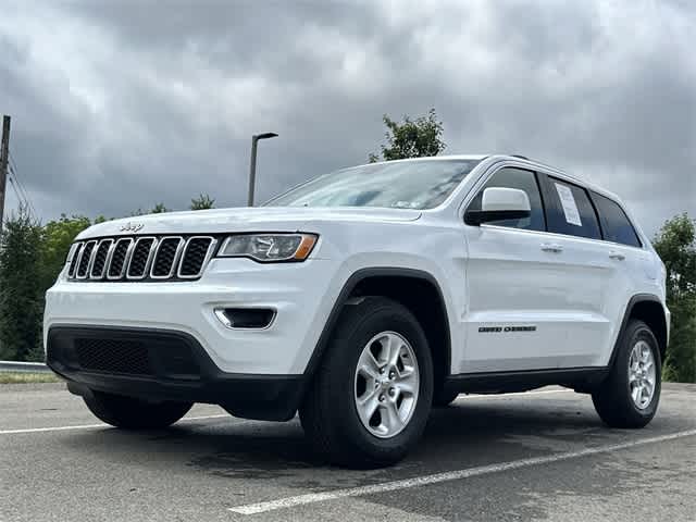 Thumbnail: 2017 Jeep Grand Cherokee - 28