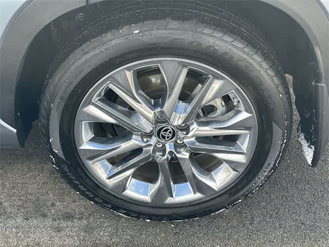 Thumbnail: 2024 Toyota Highlander - 5