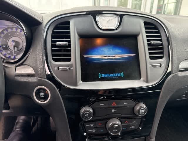 Thumbnail: 2016 Chrysler 300 - 9