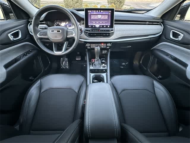 Thumbnail: 2022 Jeep Compass - 20