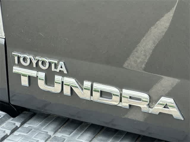 Thumbnail: 2013 Toyota Tundra - 23