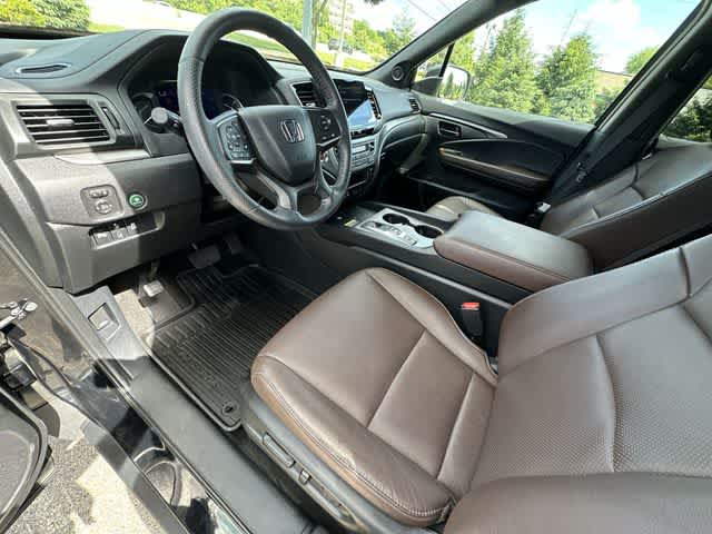 Thumbnail: 2024 Honda Passport - 16