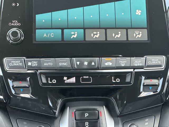 Thumbnail: 2023 Honda Odyssey - 16