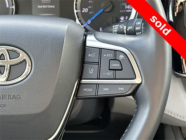 Thumbnail: 2021 Toyota Highlander - 9