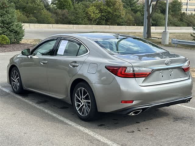 Thumbnail: 2017 Lexus ES - 25