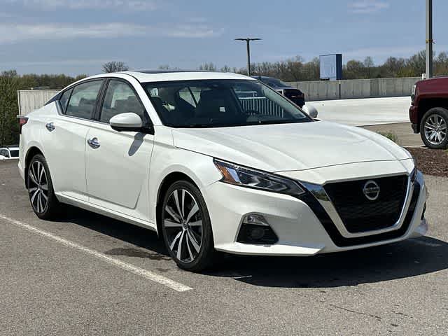 Thumbnail: 2019 Nissan Altima - 22