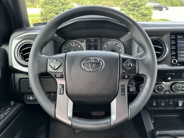 Thumbnail: 2022 Toyota Tacoma - 7