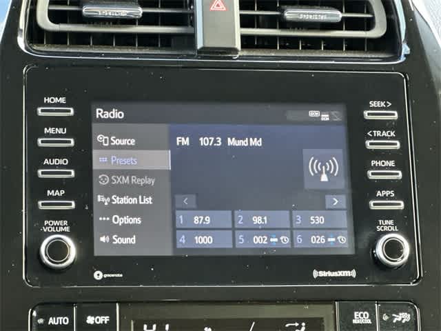 Thumbnail: 2022 Toyota Prius - 11