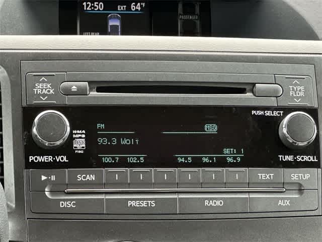 Thumbnail: 2013 Toyota Sienna - 11