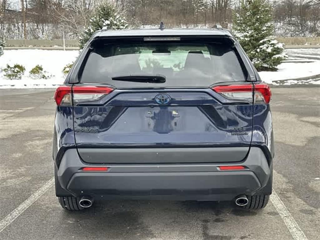 Used 2023 Toyota RAV4 Hybrid XLE SUV