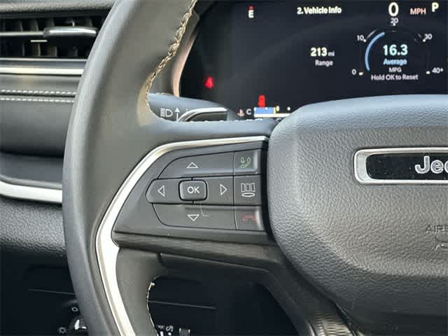 Thumbnail: 2023 Jeep Grand Cherokee - 9