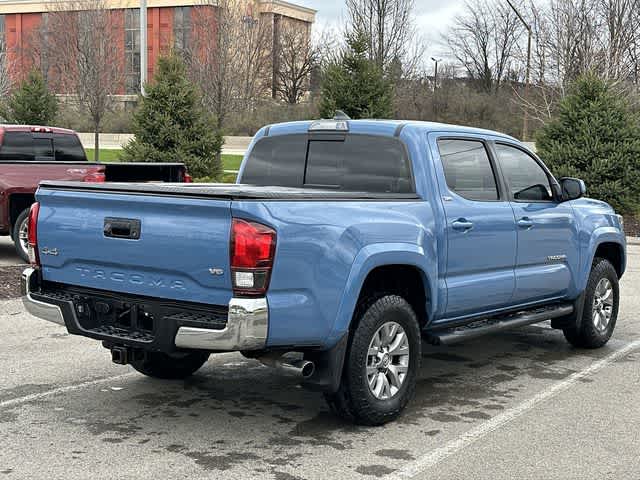 Thumbnail: 2019 Toyota Tacoma - 21