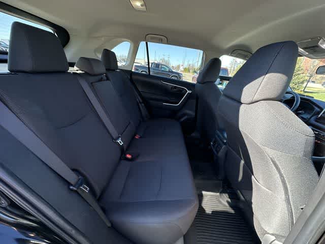 Thumbnail: 2023 Toyota RAV4 - 20