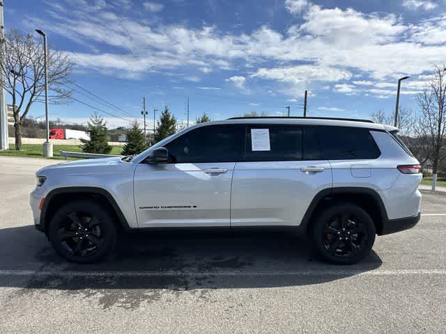 Thumbnail: 2023 Jeep Grand Cherokee - 2