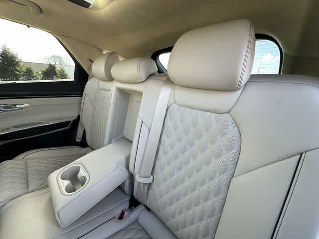 Thumbnail: 2023 Genesis GV70 - 18