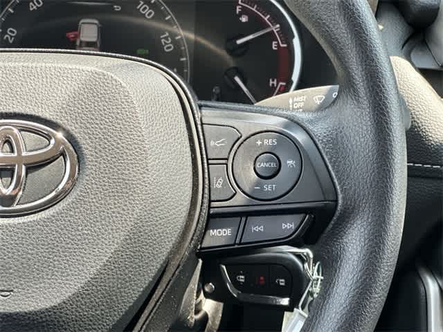 2024 Toyota RAV4 LE 9