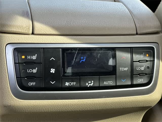 Thumbnail: 2017 Toyota Highlander - 18