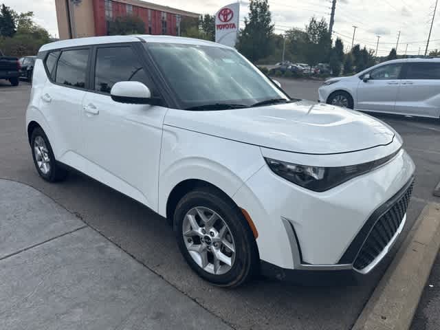 Thumbnail: 2023 Kia Soul - 2