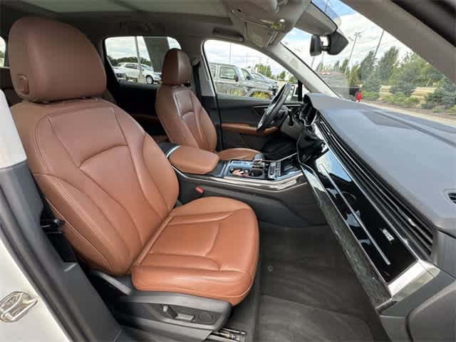 Thumbnail: 2020 Audi Q7 - 24