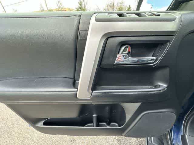 Thumbnail: 2021 Toyota 4Runner - 19