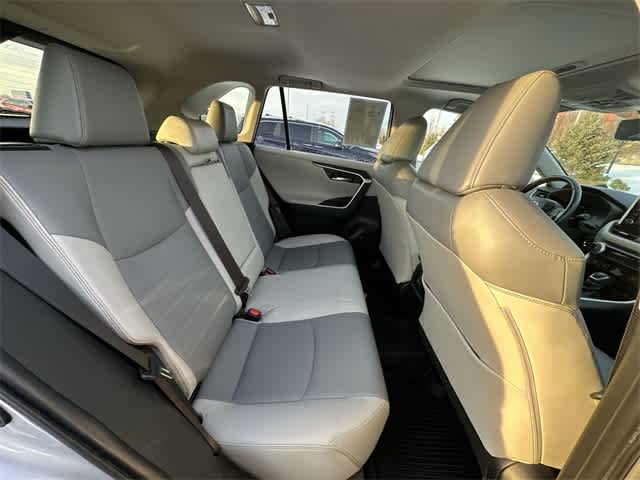 Thumbnail: 2019 Toyota RAV4 - 24