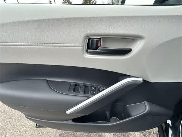 Thumbnail: 2026 Toyota Corolla Cross - 18