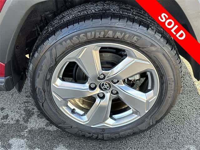 Thumbnail: 2021 Toyota RAV4 - 5