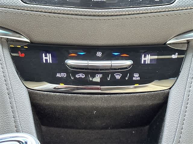 Thumbnail: 2019 Cadillac XT5 - 16