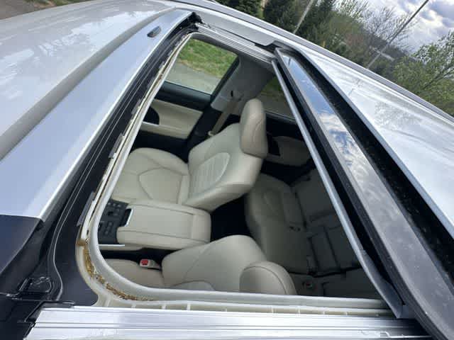 Thumbnail: 2023 Toyota Highlander - 6