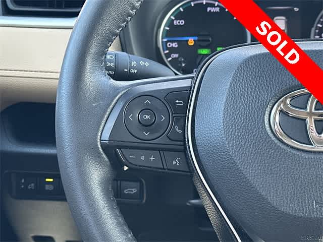 Thumbnail: 2021 Toyota RAV4 - 9