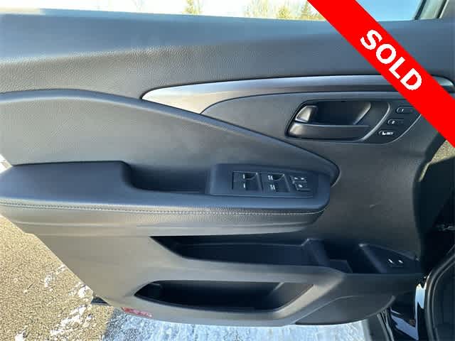 Thumbnail: 2022 Honda Passport - 18