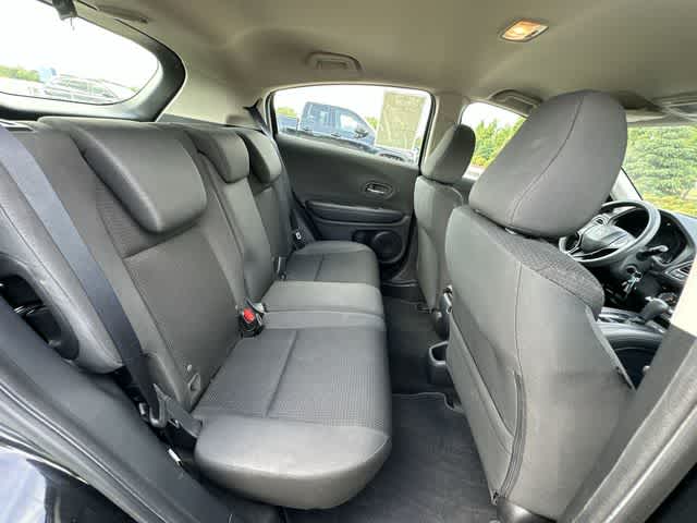 Thumbnail: 2019 Honda HR-V - 19
