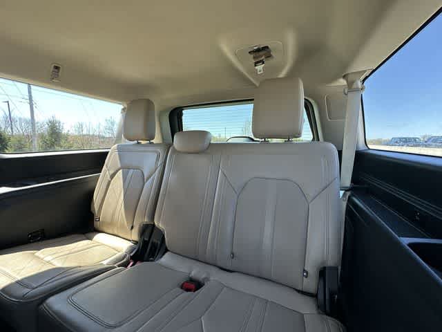 Thumbnail: 2022 Ford Expedition MAX - 19