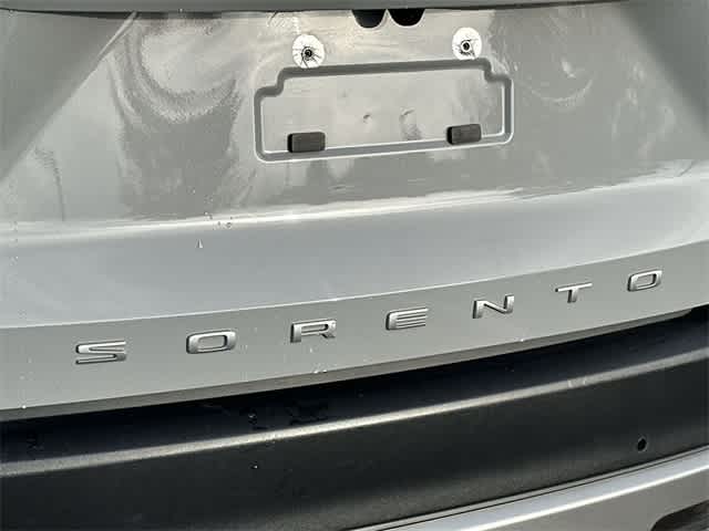 Thumbnail: 2022 Kia Sorento - 32