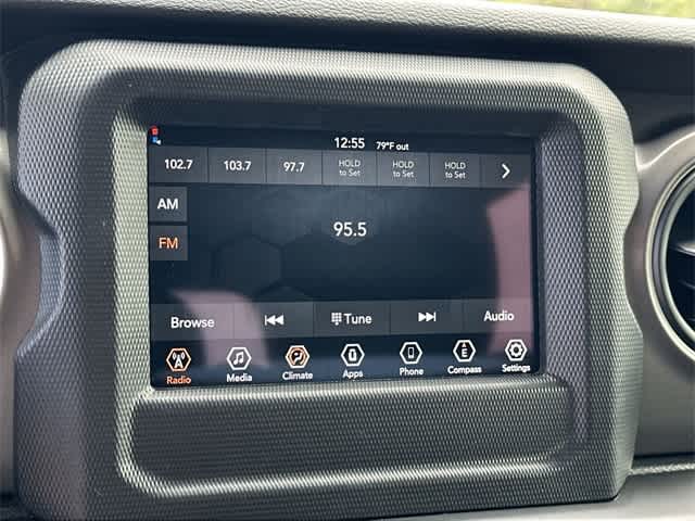 Thumbnail: 2022 Jeep Wrangler - 12